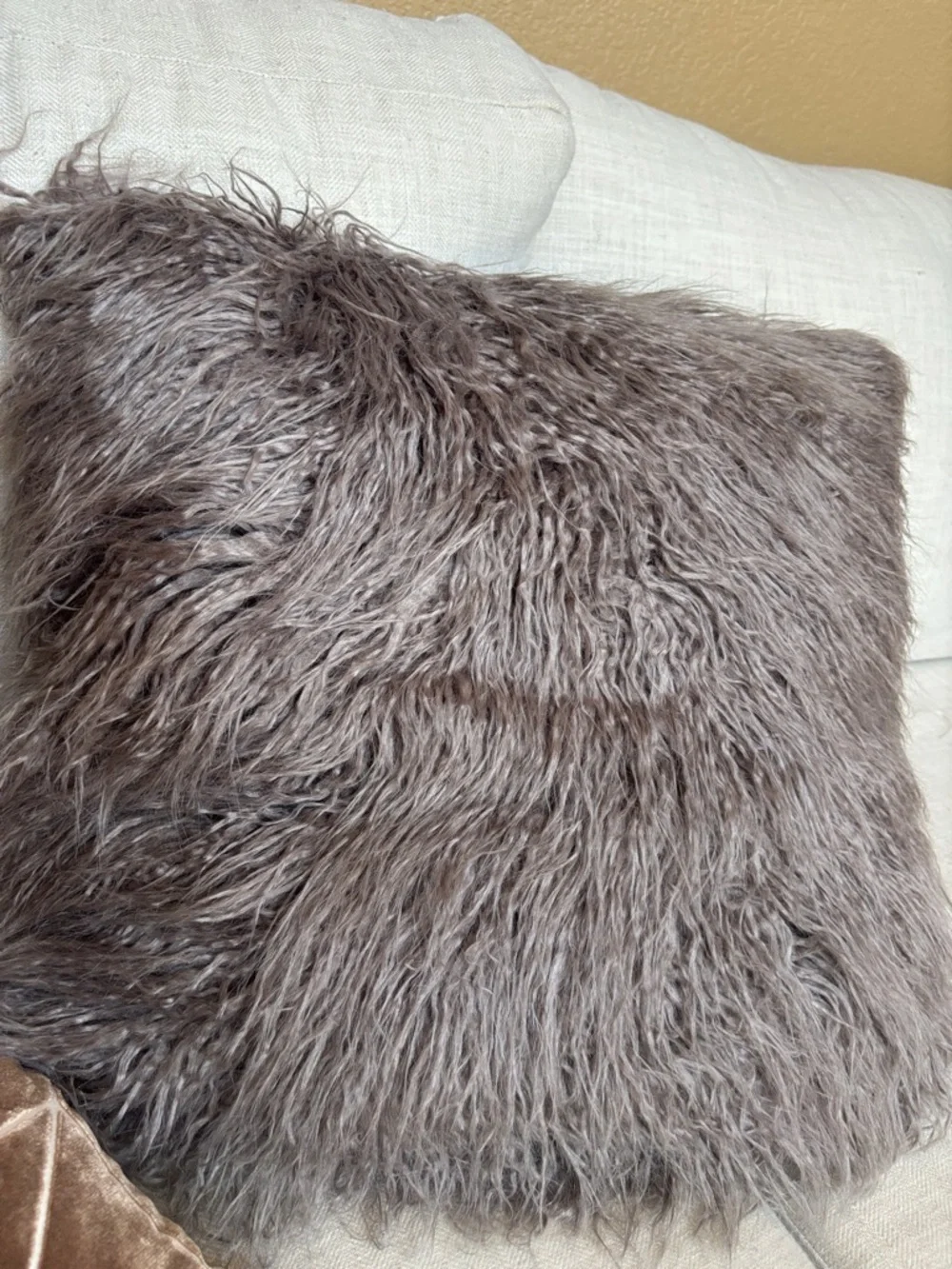 Koolaburra by UGG Klara Faux Fur Decorative Pillow Grey Plush Accent Cushion NWT